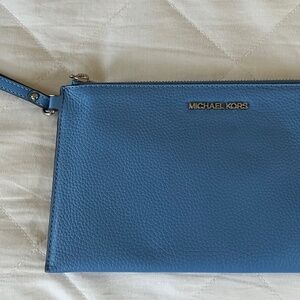 Michael Kors wristlet